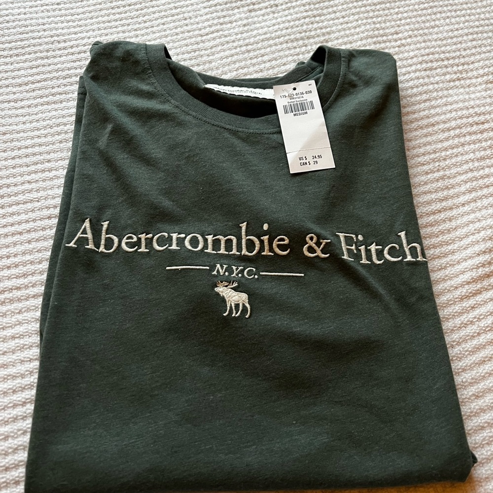 Men’s Abercrombie & Fitch T-Shirt | Size M